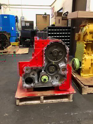 350 HP Cummins #ISM, remanufactured standard long block engine - CPL 2729 - Image 2