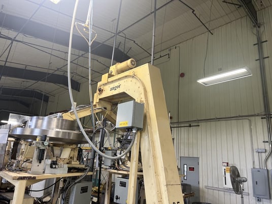 8" wide, Angor #AMH-200M, magnetic conveyor loader, 107" discharge height, 36" x 29" x 22" D hopper - Image 5