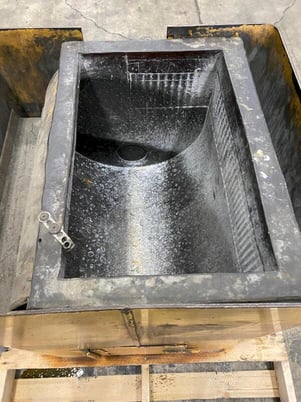 Royson, vibratory finisher, 17" x 10-1/2" x 15" deep tub, polyurethane tub liner, 115 V. - Image 5