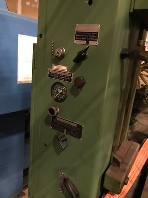 Snow #DR-3-R, single spindle vertical nut tapper w/Grotz 2 spindle tapping head, 1985 - Image 5