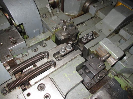 Buendgens #ST, pin making machine,.050" wire, 2.360" length, 500 PPM, rotary arbor straightener, 1988 - Image 4