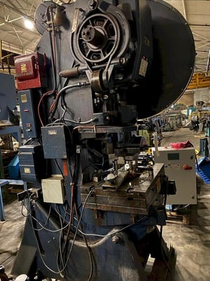 60 Ton, Danly #60T, OBI press, 3-1/2" stroke, 13-1/2" Shut Height, air clutch, 100 SPM - Image 6