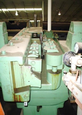 1-1/2" x 8" Waterbury-Farrel #100, heavy frame hand feed thread roller, rebuilt - Image 4