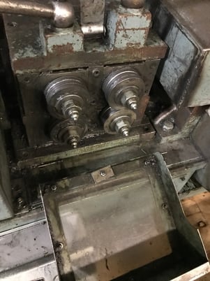 5/16" Shuster #2A4V, wire straighten & cutoff machine, 2.1"-3' cut length, 15 HP, 28-300 FPM, 1999 - Image 3