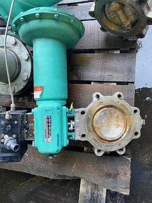 6" Dezurik #9418266, high performance BHP style butterfly control valve, size 6 - Image 1