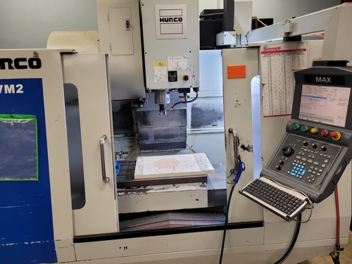 Hurco #VM-2, CNC vertical machining center, 20 automatic tool changer, 40" X, 18" Y, 18" Z, 8000 RPM, #40, 20 - Image 1