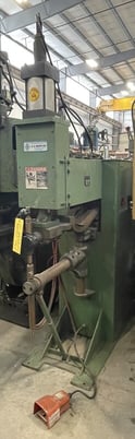 200 KVA Lors #1200AP-30, press type spot welder, 30" throat, 3" arm diameter, Intertron 108 Control - Image 2