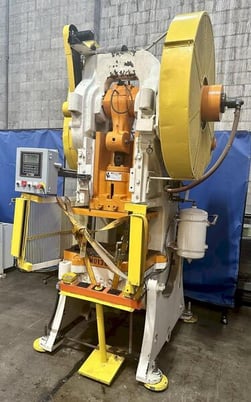 75 Ton, Bliss #23M, single crank OBI press, 4" stroke, 14" Shut Height, 16" x10"ram, 24" x32"bed, 45-900 SPM - Image 2