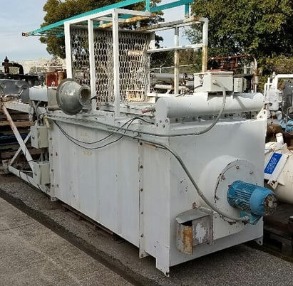 200 sq.ft., Baghouse Dust Collector, 44" L x 44" W x 96" straight side chamber, (25) 5" dia. x 6' L bags, 5 HP - Image 2