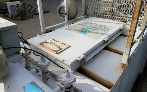 200 sq.ft., Baghouse Dust Collector, 44" L x 44" W x 96" straight side chamber, (25) 5" dia. x 6' L bags, 5 HP - Image 6