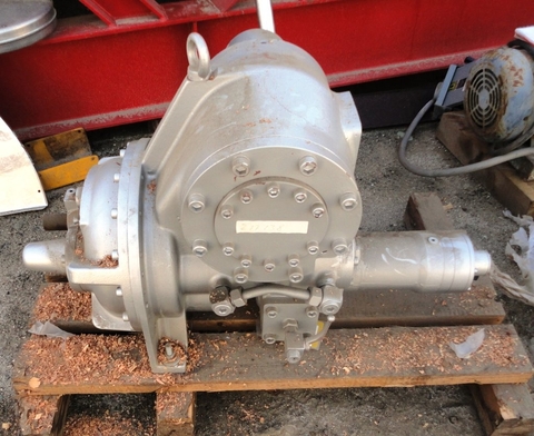 York #SAB128HF, Rotary Compressor, R717, 25 bar, 2950/3550 max speed, 455/548 max swept volume, 2000 - Image 2