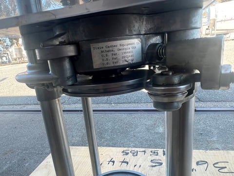 Dixie #25D-600, Direct Drive Double Can Seamer, Stainless Steel, 15 cans/min., set up for 401 diameter Cans - Image 5