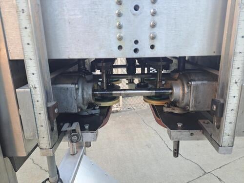 ELF #ACT600R, Inline Capper/Torquer Machine, 6-Spindle, adjustable gripper belts, 25-110 mm Caps - Image 7