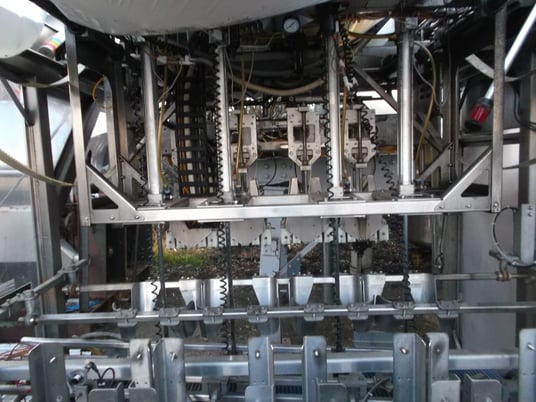 WePackIt #400CP, Top Load Case Packer, Stainless Steel, 15 cases/min., (4) Vacuum Heads - Image 4