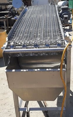 20" wide x 5.5' long, Stainless Steel Dewatering Belt Conveyor, 44" infeed, 50" discharge, 16" x 20" x 20" - Image 3