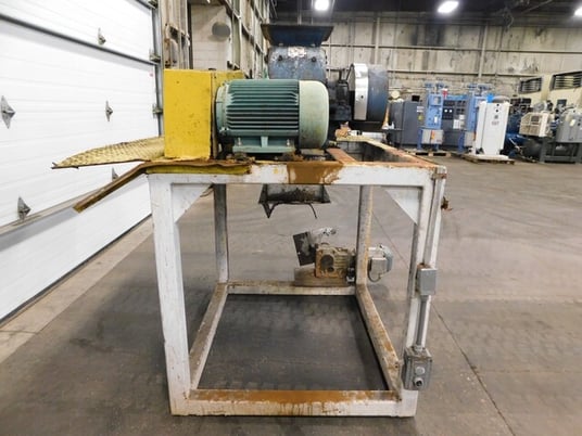 Jeffrey #PUL, 15 x 28 swing hammer pulverizer, 15 HP, 3520 RPM, 3 phase - Image 7