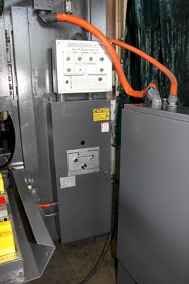 175 Ton, Cincinnati #AS175-8, CNC Autoshape hydraulic press brake, 10' overall, 102" between housing, 1986 - Image 4