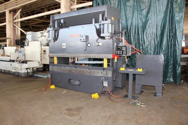 175 Ton, Cincinnati #AS175-8, CNC Autoshape hydraulic press brake, 10' overall, 102" between housing, 1986 - Image 5