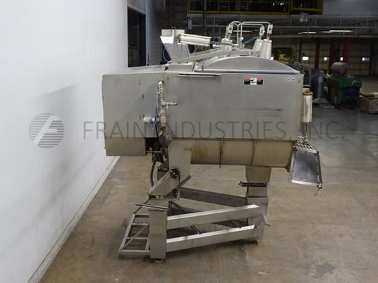 160 cu.ft. Wolfking #TSMV-3250L, Stainless steel, dual trough, vacuum paddle blender, (2) 20 HP drives, with - Image 3