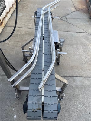 7" wide x 4.5' long, Stainless Steel Portable Belt Conveyor, 1/2 HP, 1750 RPM, 90 V - Image 2