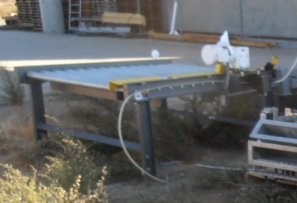 55" wide x 5' long, Powered Roller Conveyor, 2.5" diameter Rollers, 16-teeth drive sprocket, 1 HP, 1740 RPM - Image 2