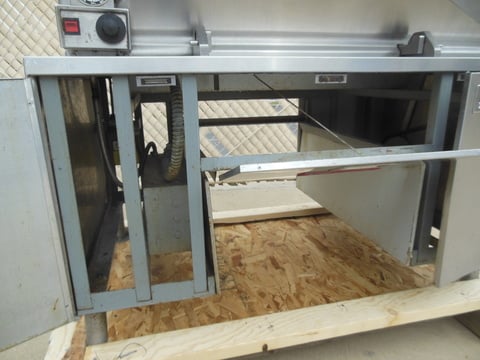 Vulcan #E400, Cooker/Braising Pan, Manual Tilting Skillet, 40 gallon capacity, 48" x 24" x 9" deep Skillet - Image 4