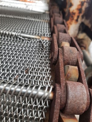 Cooler, ambient air cooled, 26" x 4" opening clearance, 28" width x 14' L wire mesh conveyor, 3/4 HP, 1140 - Image 9