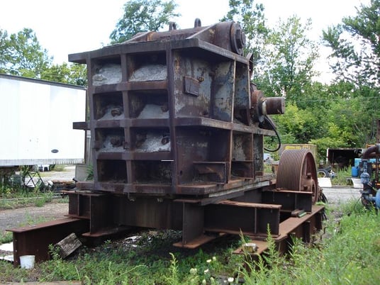 42" x 36" Traylor #Type HB, Jaw Crusher, double toggle, 5" closed side, 1" swing jaw, 125 HP - Image 3