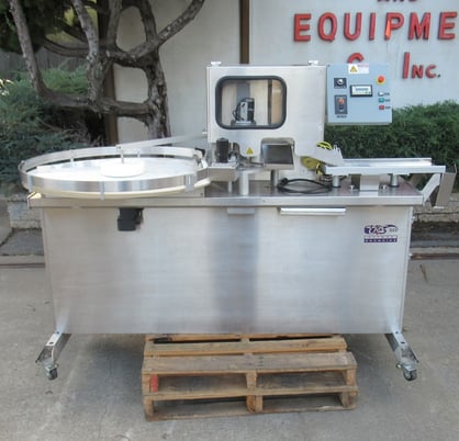 Altman Browning #URS 5000S, Bottle Decapitator, 36" rotary turntable, 8" x 21" vibratory outfeed conveyor - Image 1