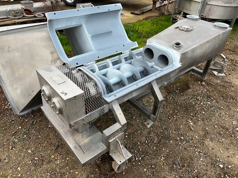 Stainless Steel Fabrication Company Steel Fabrication Company #700, Dual-Auger Feeder w/Hopper, 30" x 30" x - Image 6
