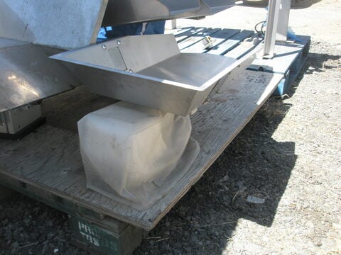 10" wide x 1' long, Vibratory Feeder, Stainless Steel, flared side walls, electro-magnetically driven - Image 2