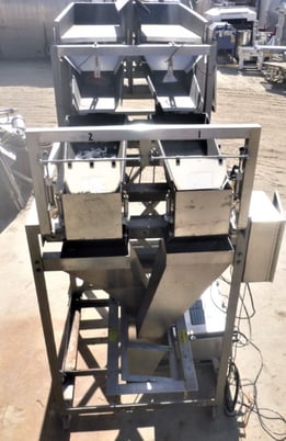 Tridyne #F-2000, 2-Lane Net Weigh Scale, Stainless Steel, 5 lbs max capacity, (2) vibratory conveyors, 36" x - Image 3