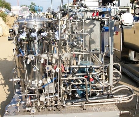 Biolafitte #110L, Bioreactor/Fermenter, for cell culture, 25 gallon, 20" diameter x 36" straight side, mixer - Image 2