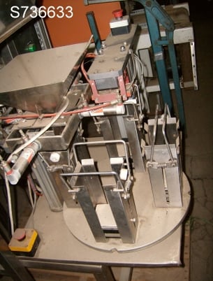 Rotary Bag Filler, 4 Stations, semi-automatic, designed for 4-1/4" x 3" x 10" tall bags - Image 3