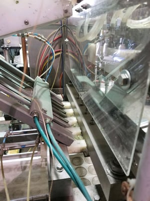 Meheen, Bottle Filler w/Crowner, 4-Head, includes plastic belt conveyor, used for filling 12-ounce bottles - Image 3
