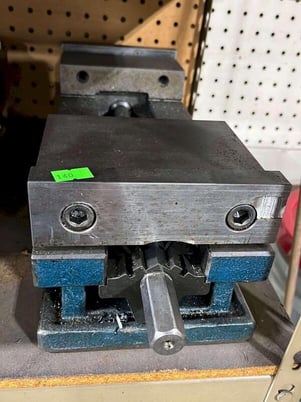 Kurt #3600V, Vise Deck - Image 3