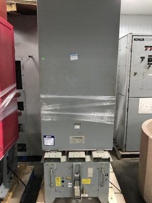 3000 Amps, Siemens-Allis, FC-1000B-3000A, 15 KV, electric operation, draw out, 125 VDC - Image 1