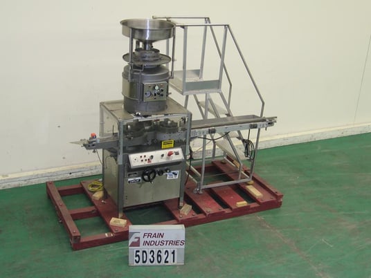 West #RW500, 12 head rotary aluminum capper rated from 120-300 - Image 1