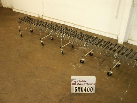 18" wide x 25' long, Accordian style roller conveyor, expandable from 65" to 25' long, 5/8" wide rollers - Image 3