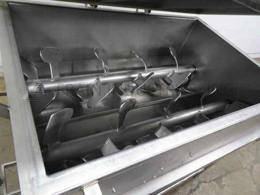 52 cu.ft. Custom Stainless Equipment Co. #CDB2372PV, double paddle mixer with 304 Stainless Steel contact - Image 2