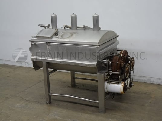 52 cu.ft. Custom Stainless Equipment Co. #CDB2372PV, double paddle mixer with 304 Stainless Steel contact - Image 5