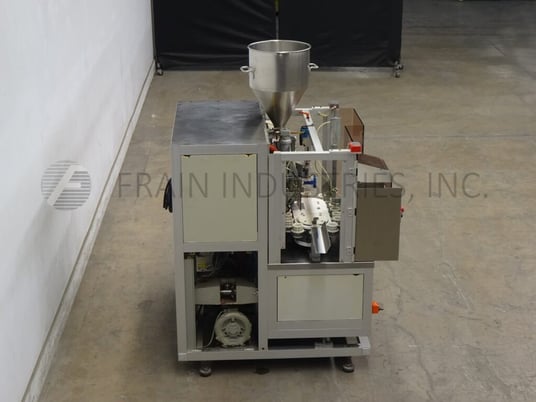 Norden #NM400HA, automatic, hot air, plastic or laminate tube filler and sealer rated from 10-40 tubes per - Image 3