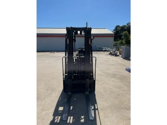 3500 lb. Caterpillar #F35, Standard Forklift, 191" triple mast, cushion tires, S/N 5FB03232, 1993 - Image 4
