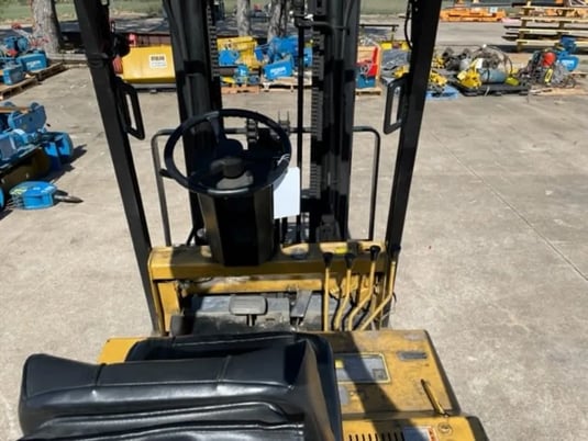 3500 lb. Caterpillar #F35, Standard Forklift, 191" triple mast, cushion tires, S/N 5FB03232, 1993 - Image 5