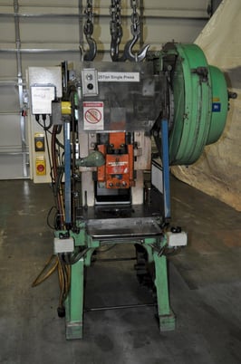 25 Ton, V & O #25-ST, OBI press, 2" stroke, 11" Shut Height, 7" throat, 2" ram adj., 150 SPM, 24" x13" bed - Image 2