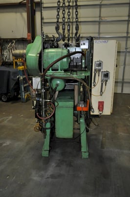 25 Ton, V & O #25-ST, OBI press, 2" stroke, 11" Shut Height, 7" throat, 2" ram adj., 150 SPM, 24" x13" bed - Image 4
