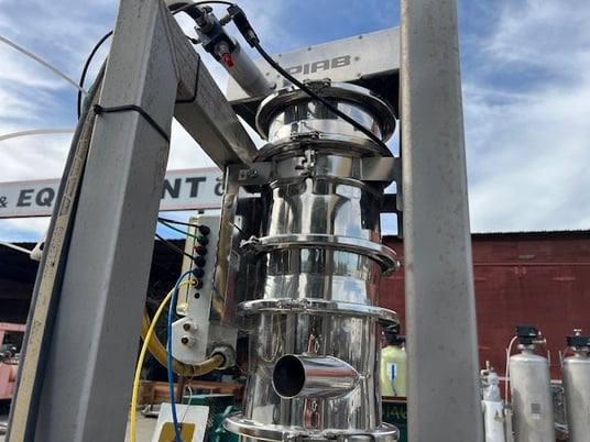 PIAB, Volumetric Filler, 8" diameter x 16" H Filling Section w/5" diameter Outlet & 2" feed inlet - Image 4