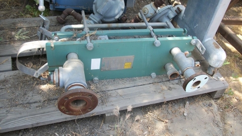 27 sq.ft., Alfa-Laval Taco-Alfa Laval, UTPX1511-M2, plate heat exchanger, (17) 9-3/4" x 29.5" S/S plates, 2" - Image 1