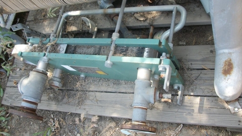 27 sq.ft., Alfa-Laval Taco-Alfa Laval, UTPX1511-M2, plate heat exchanger, (17) 9-3/4" x 29.5" S/S plates, 2" - Image 2