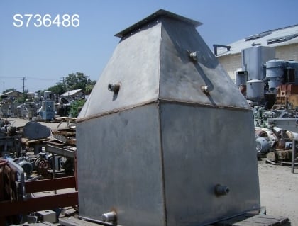 20 cu.ft. Hopper, Stainless Steel, 32" x 32" x 30" straight side, 11" x 15" flanged bottom, prism style - Image 3